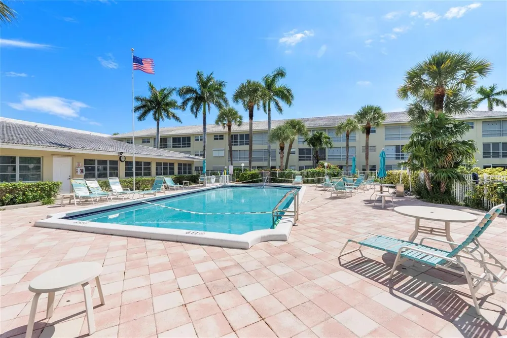 1951 NE 39th Street #156 Lighthouse Point, FL 33064