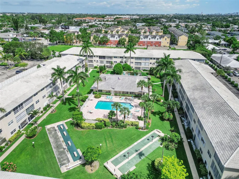 1951 NE 39th Street #156 Lighthouse Point, FL 33064