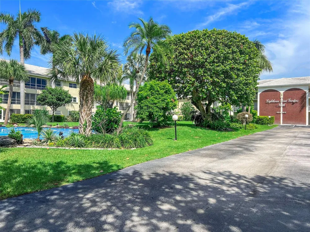 1951 NE 39th Street #156 Lighthouse Point, FL 33064