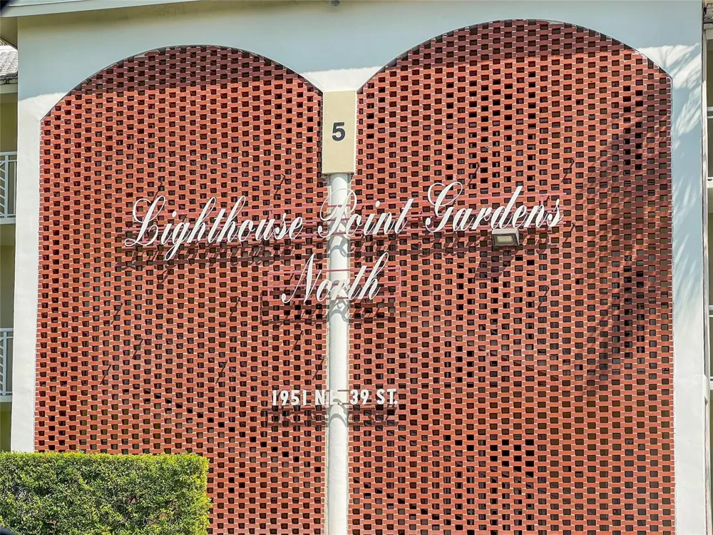 1951 NE 39th Street #156 Lighthouse Point, FL 33064