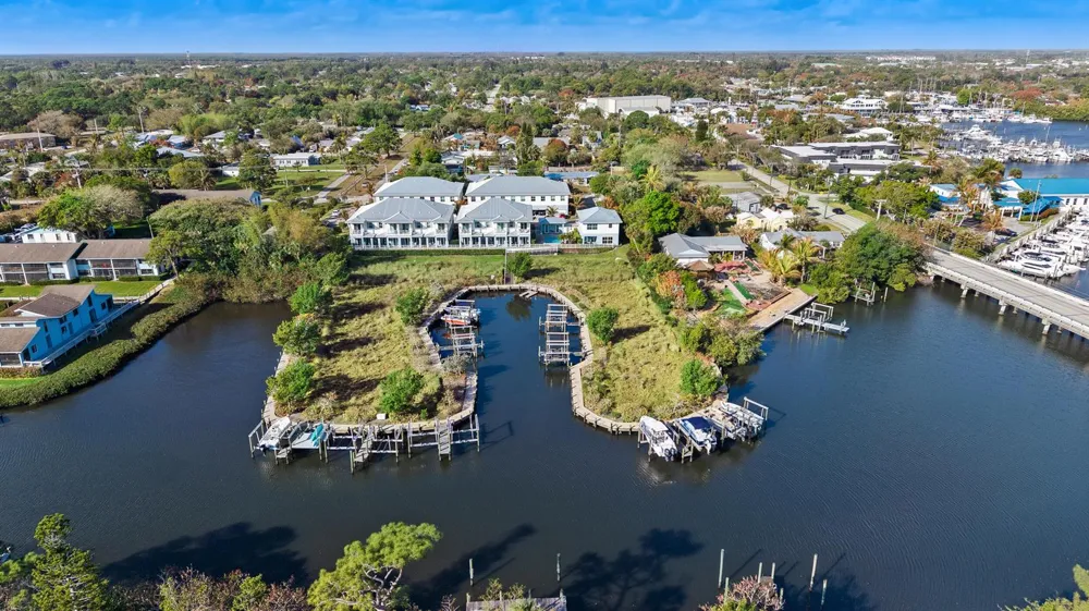 4692 SE Manatee Way Stuart, FL 34997