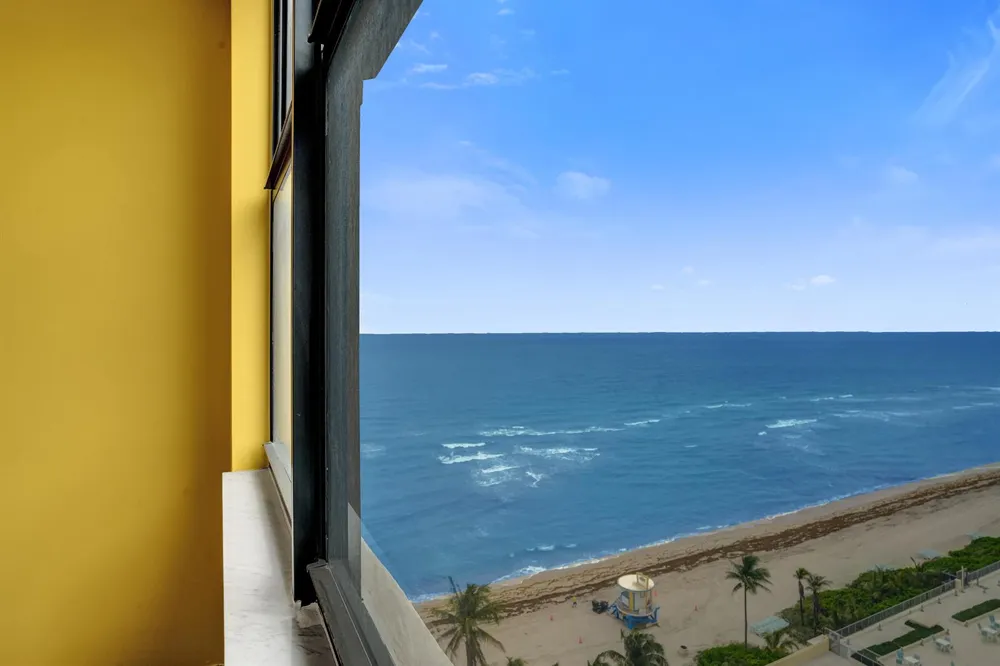 2301 S Ocean Drive #1408 Hollywood, FL 33019