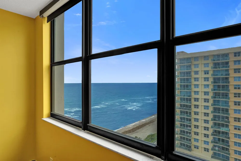 2301 S Ocean Drive #1408 Hollywood, FL 33019