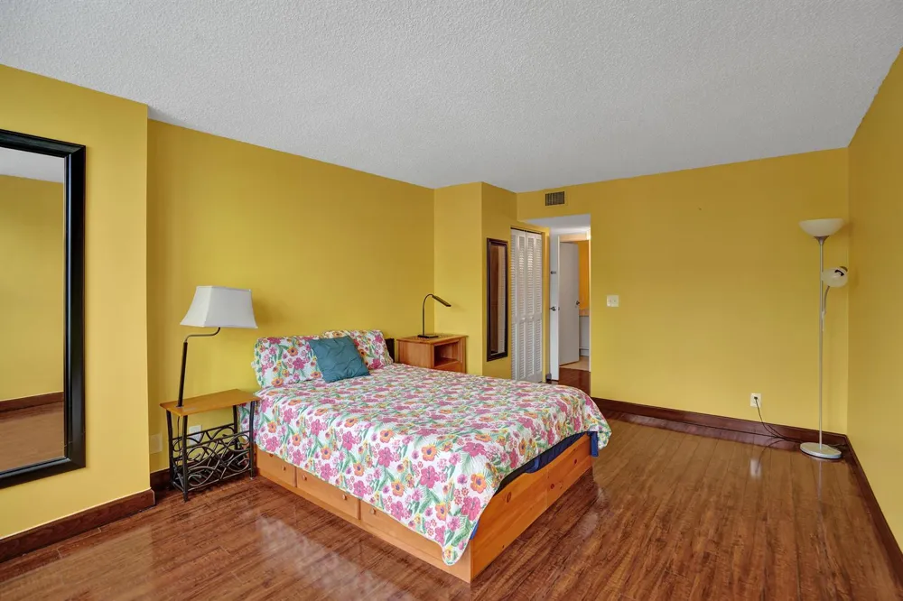2301 S Ocean Drive #1408 Hollywood, FL 33019