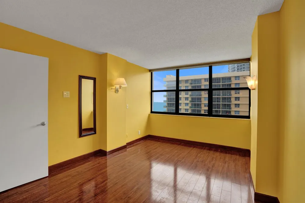 2301 S Ocean Drive #1408 Hollywood, FL 33019