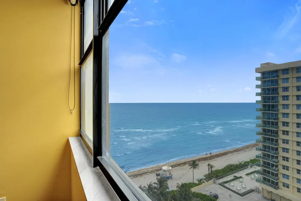 2301 S Ocean Drive #1408 Hollywood, FL 33019