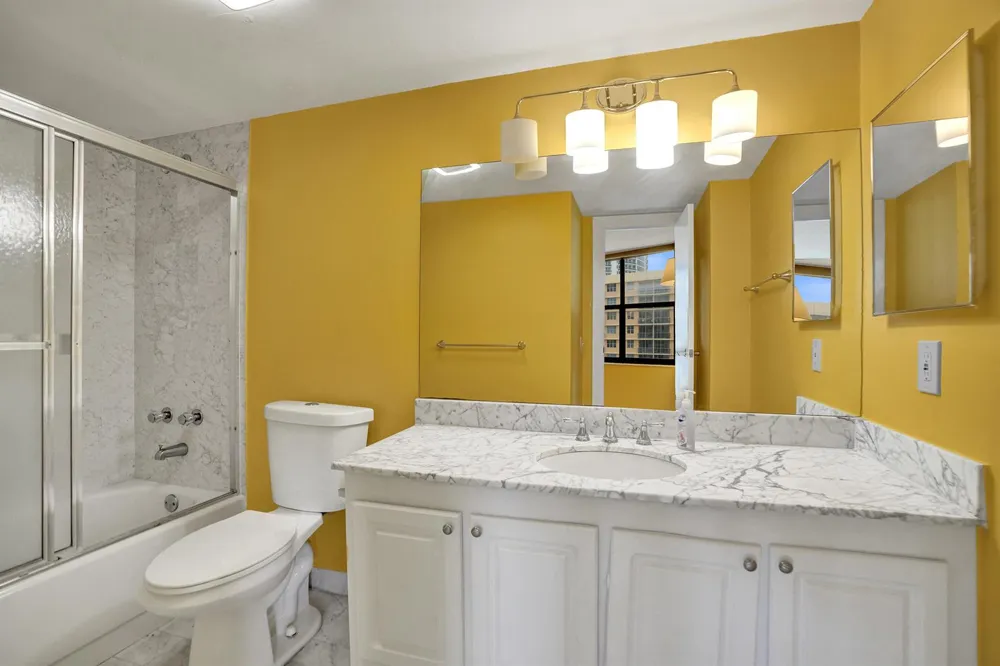2301 S Ocean Drive #1408 Hollywood, FL 33019