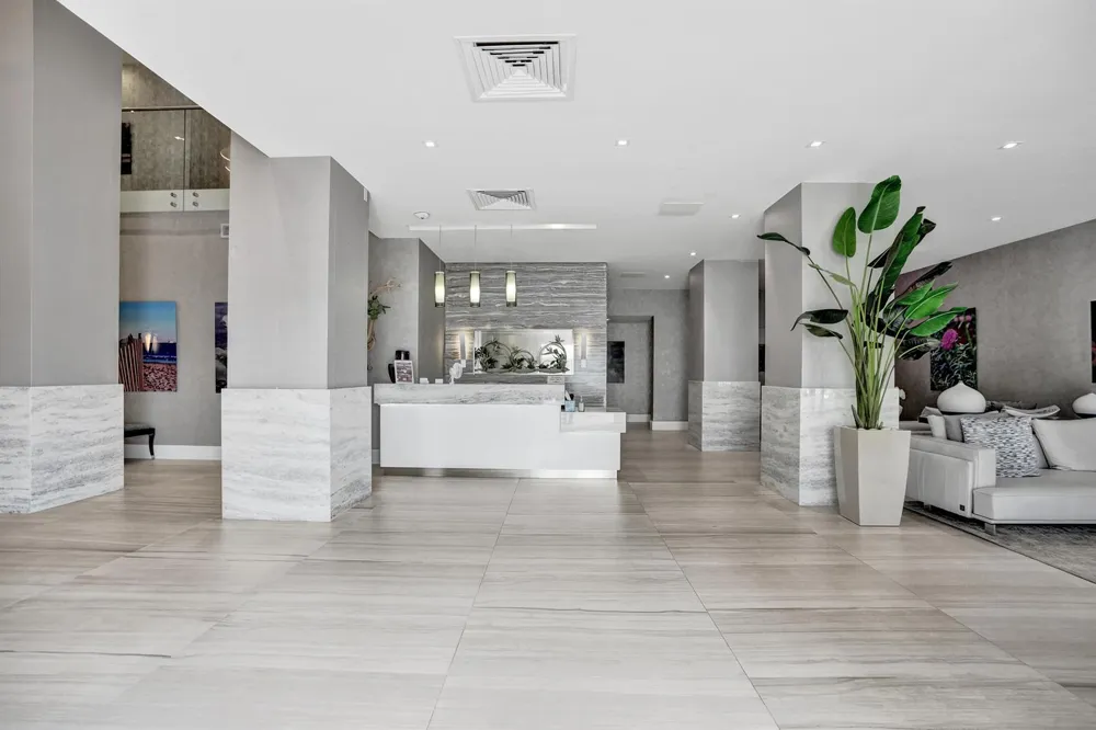 2301 S Ocean Drive #1408 Hollywood, FL 33019