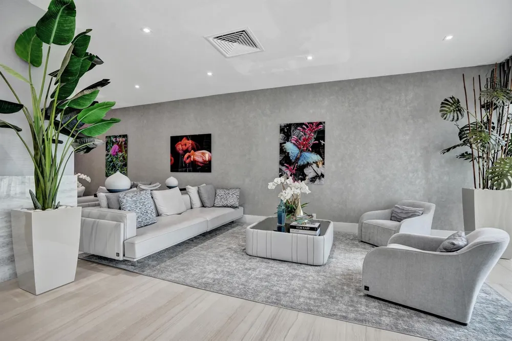 2301 S Ocean Drive #1408 Hollywood, FL 33019