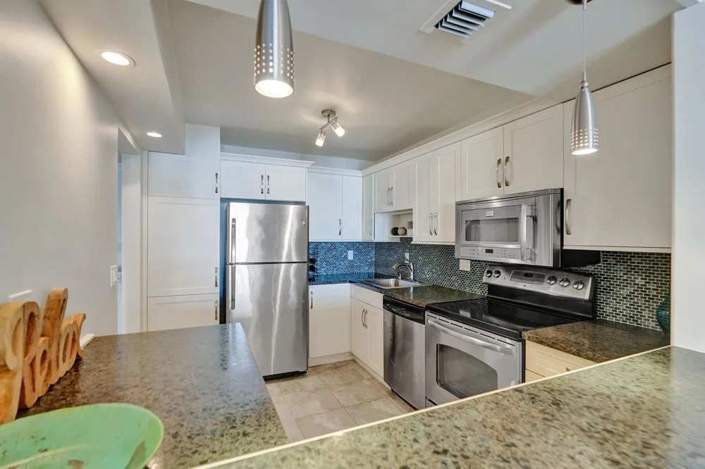 2301 S Ocean Drive #1408 Hollywood, FL 33019