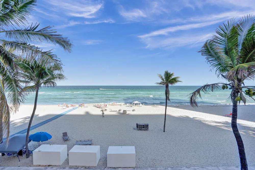 2301 S Ocean Drive #1408 Hollywood, FL 33019