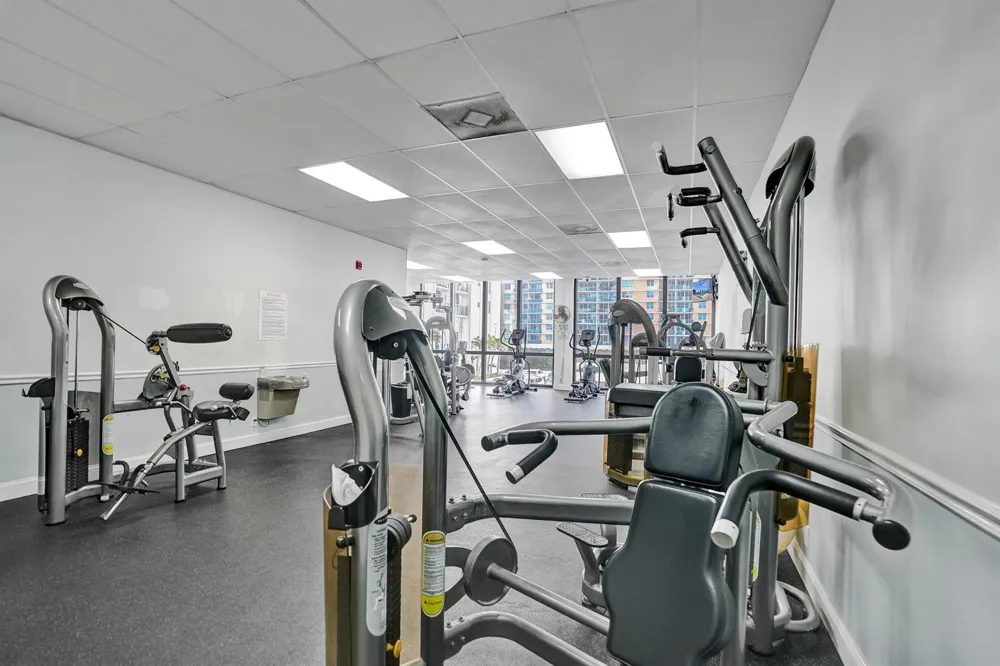 2301 S Ocean Drive #1408 Hollywood, FL 33019