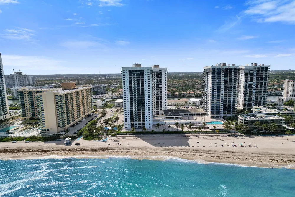 2301 S Ocean Drive #1408 Hollywood, FL 33019