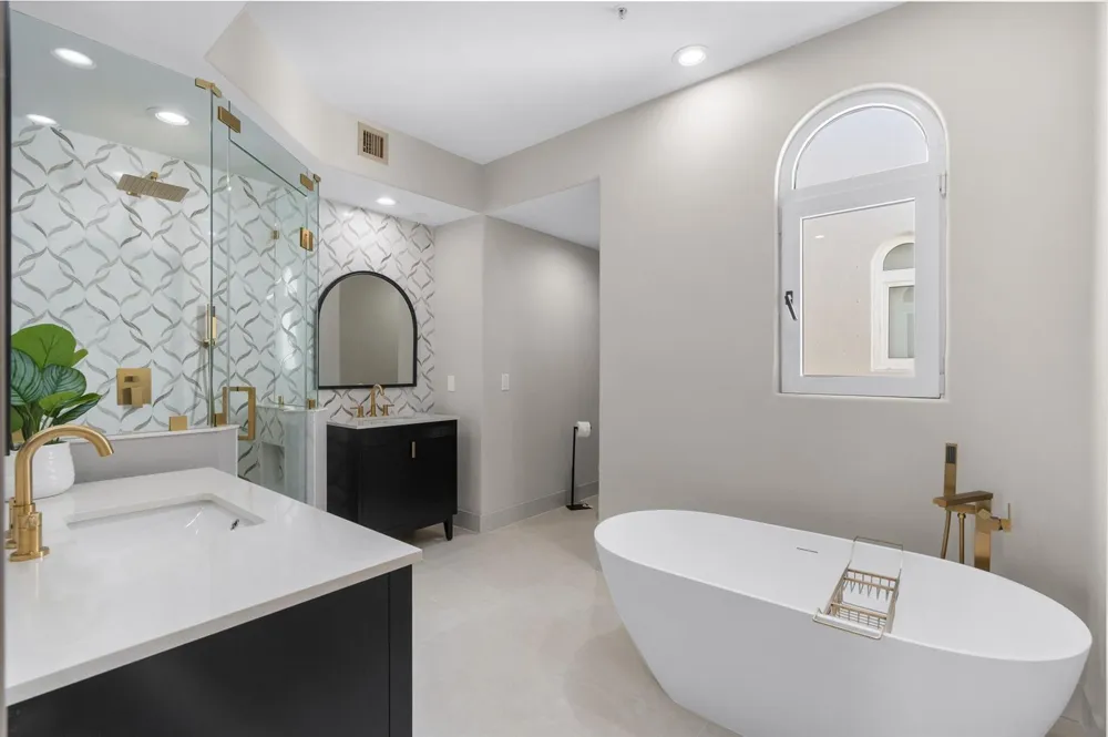 1796 Bay Drive #1796 Pompano Beach, FL 33062