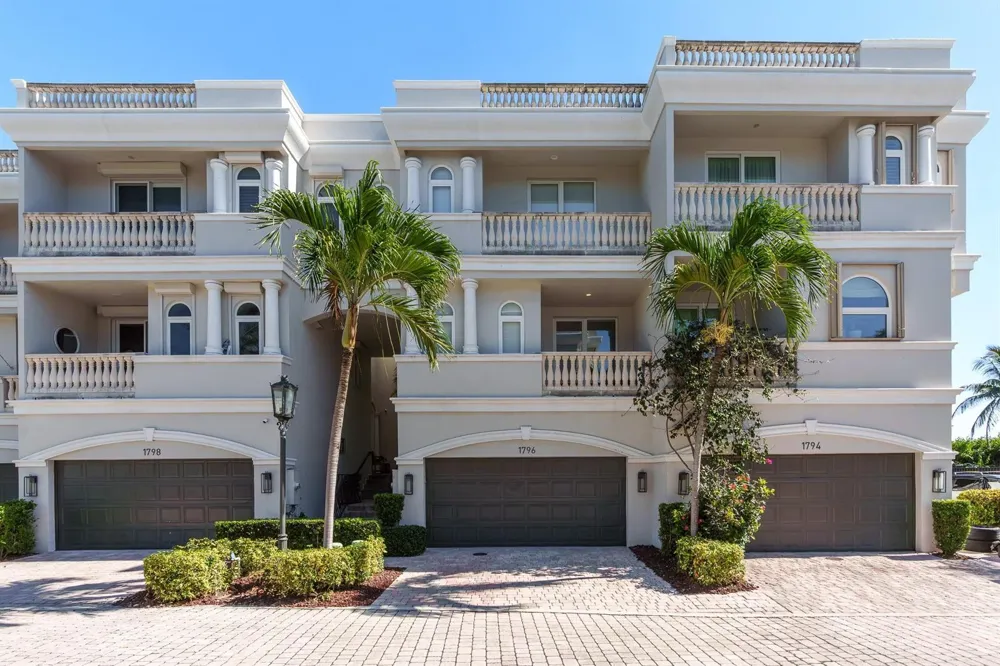 1796 Bay Drive #1796 Pompano Beach, FL 33062