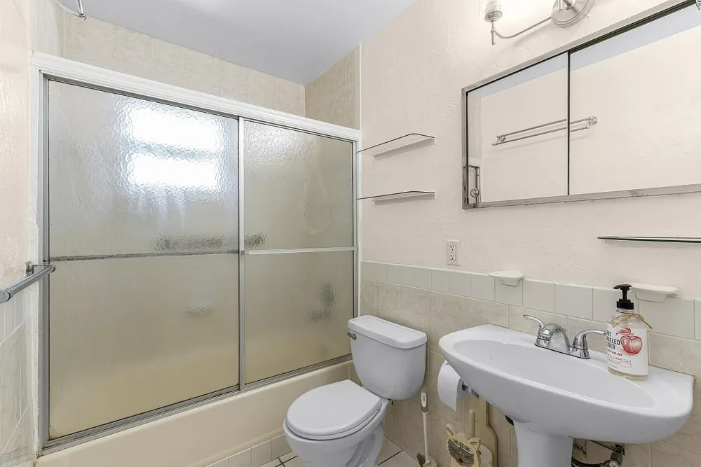 45 1st Court SW Vero Beach, FL 32962