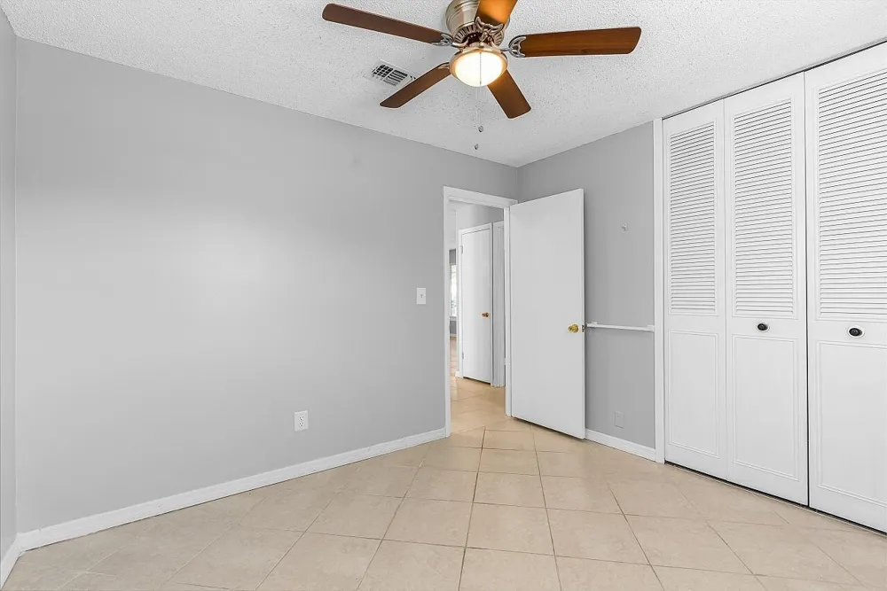 45 1st Court SW Vero Beach, FL 32962