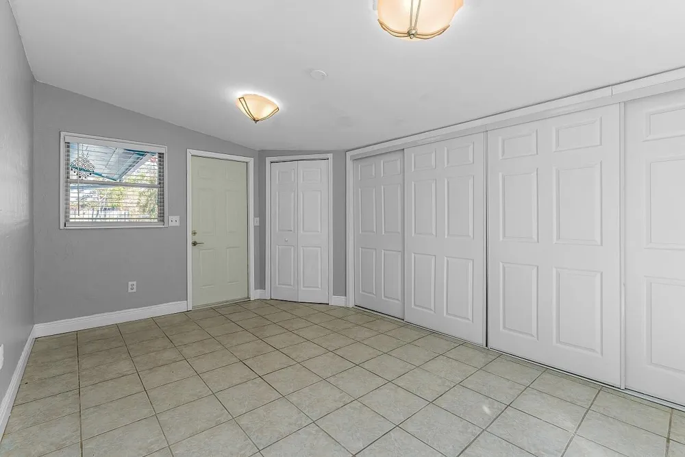 45 1st Court SW Vero Beach, FL 32962