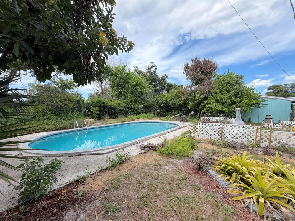 45 1st Court SW Vero Beach, FL 32962