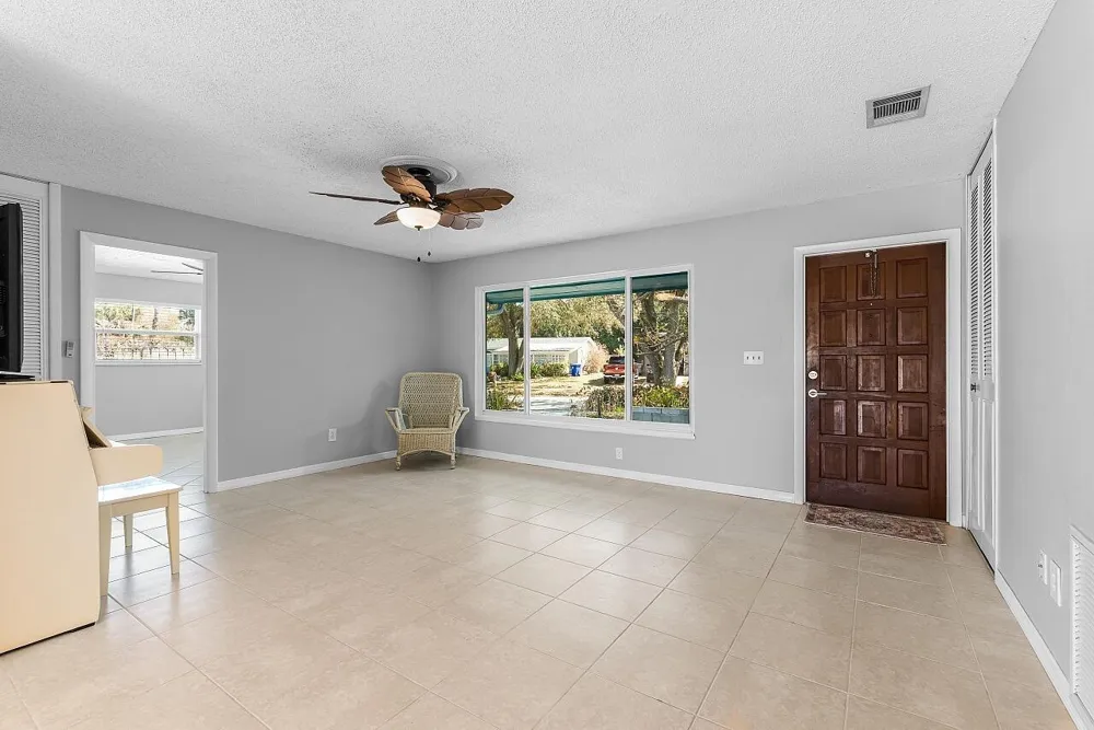 45 1st Court SW Vero Beach, FL 32962
