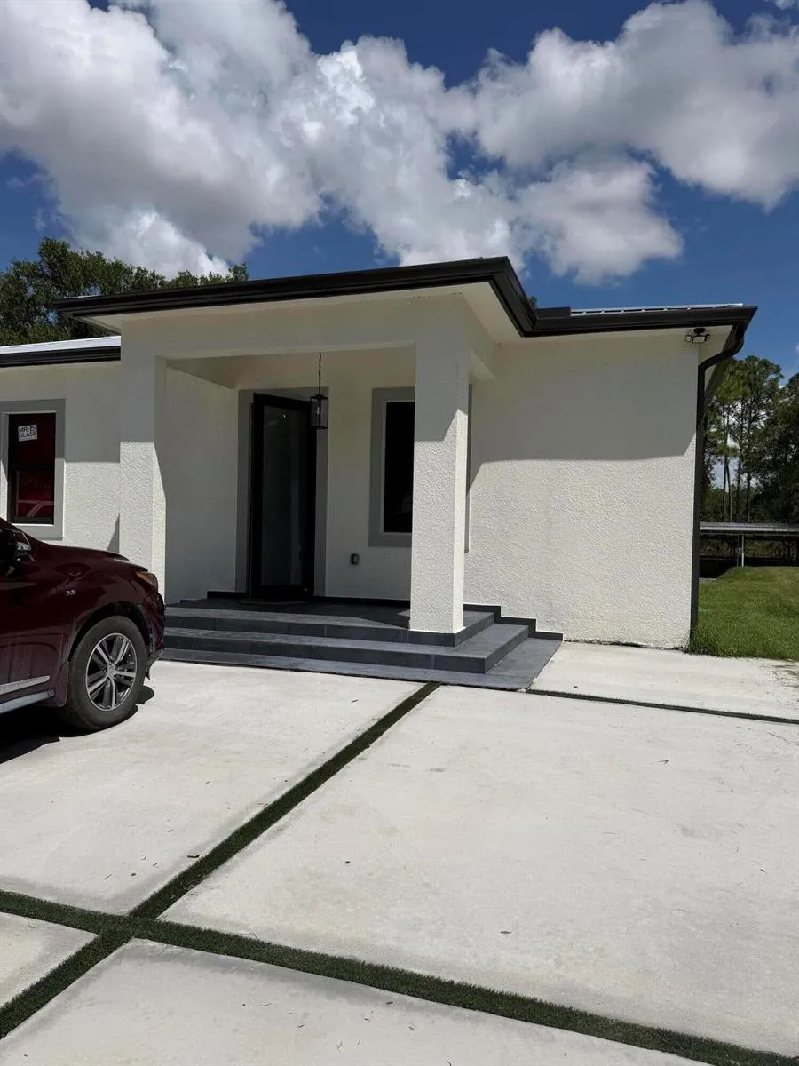 1101 Yeehaw Avenue Clewiston, FL 33440