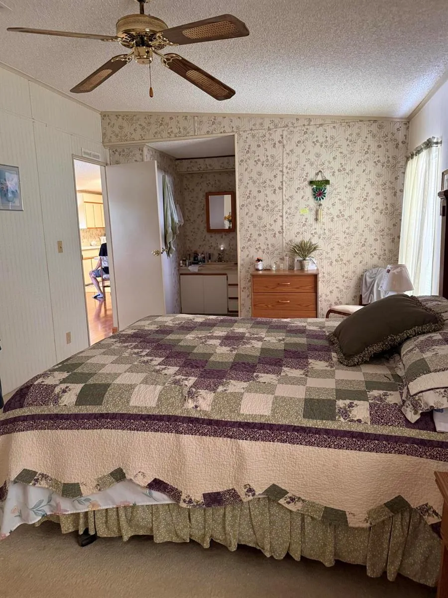 47 Flores Del Norte Fort Pierce, FL 34951