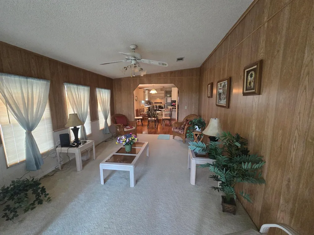 47 Flores Del Norte Fort Pierce, FL 34951