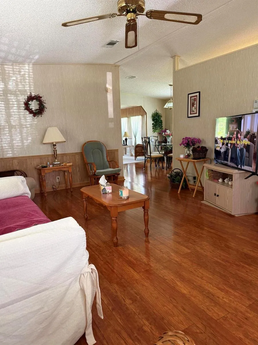 47 Flores Del Norte Fort Pierce, FL 34951
