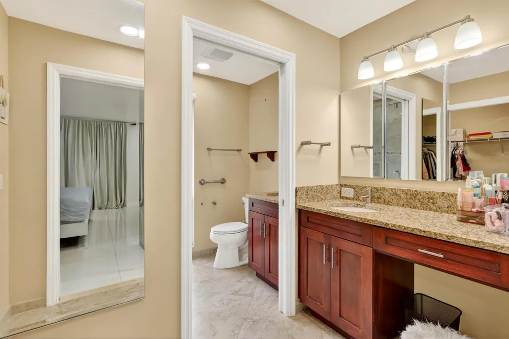 4831 Dorchester Mews Haverhill, FL 33415