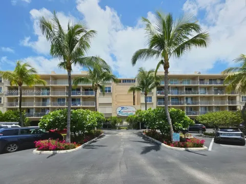 88500 Overseas Hwy #208