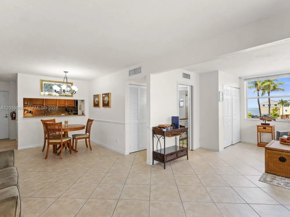 88500 Overseas Hwy #208 Tavernier, FL 33070