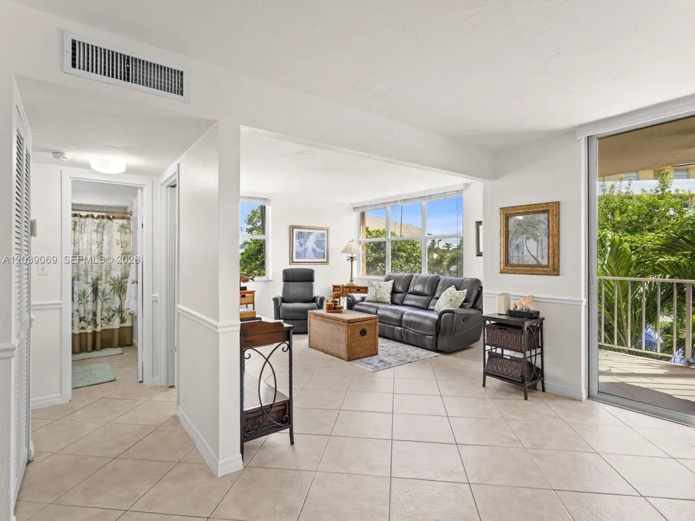88500 Overseas Hwy #208 Tavernier, FL 33070