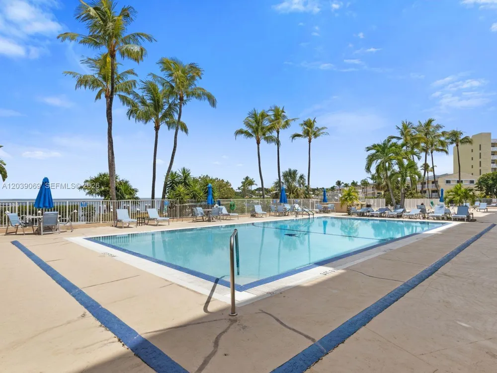 88500 Overseas Hwy #208 Tavernier, FL 33070