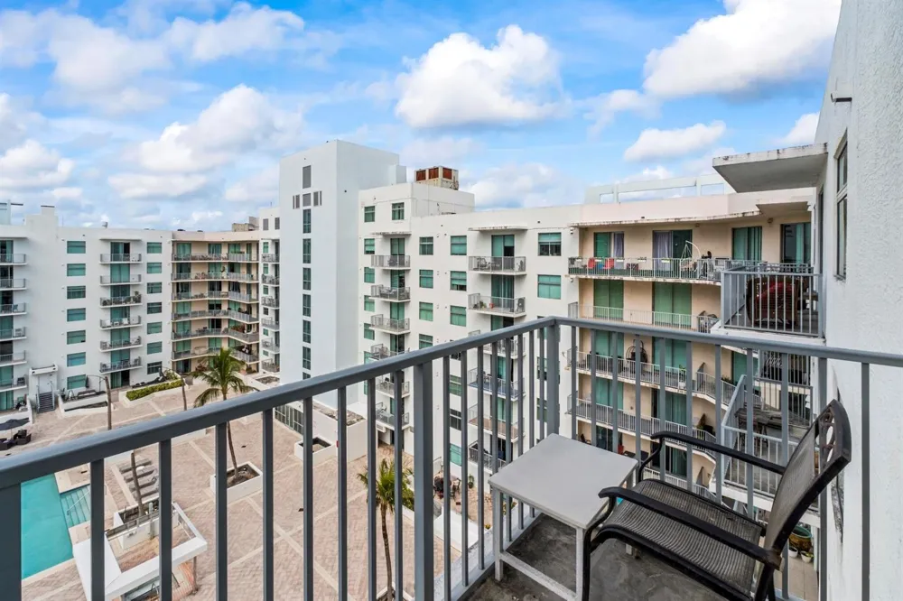 140 S Dixie Highway #1022 Hollywood, FL 33020