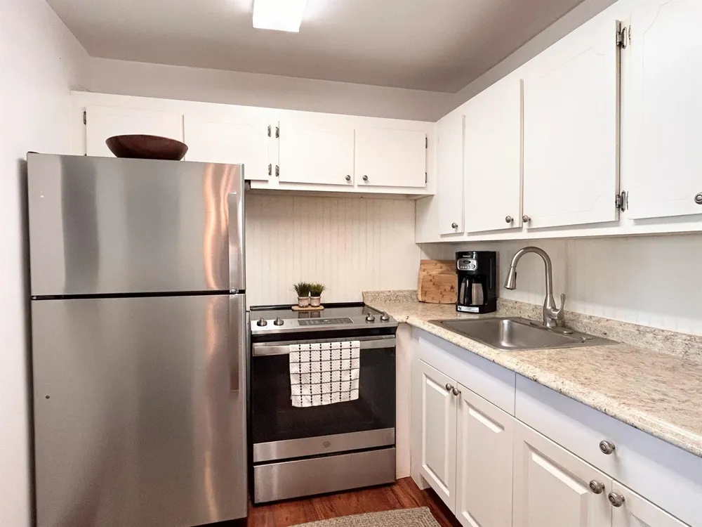 320 Horizons #103 Boynton Beach, FL 33435