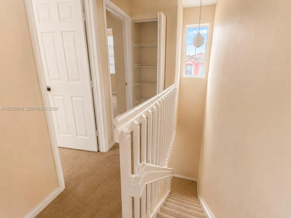 641 E Mowry Ct Homestead, FL 33030