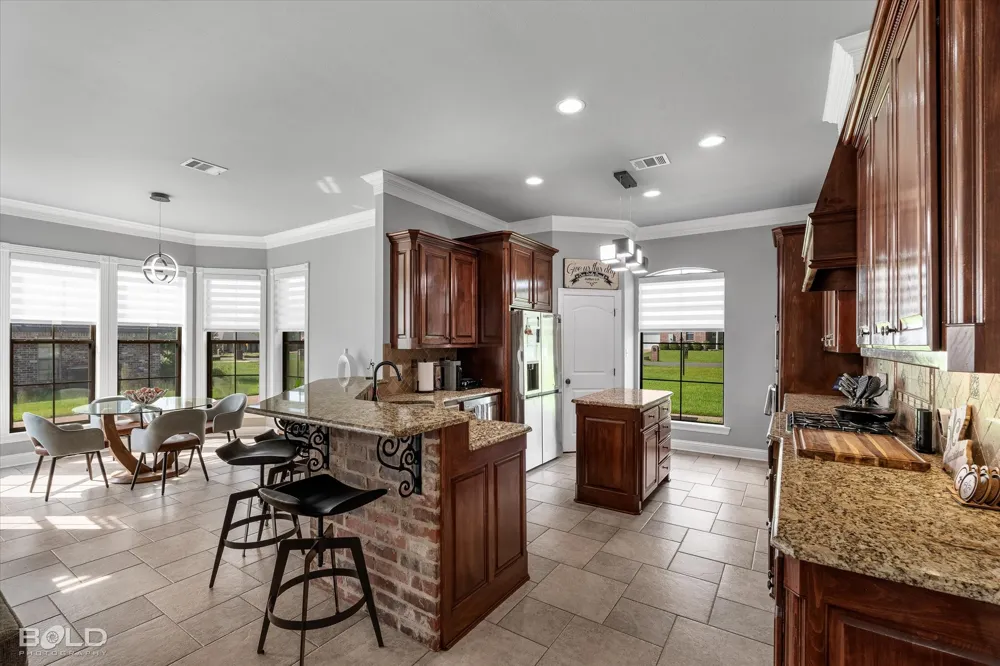 2220 Forest Hills Boulevard Haughton, LA 71037