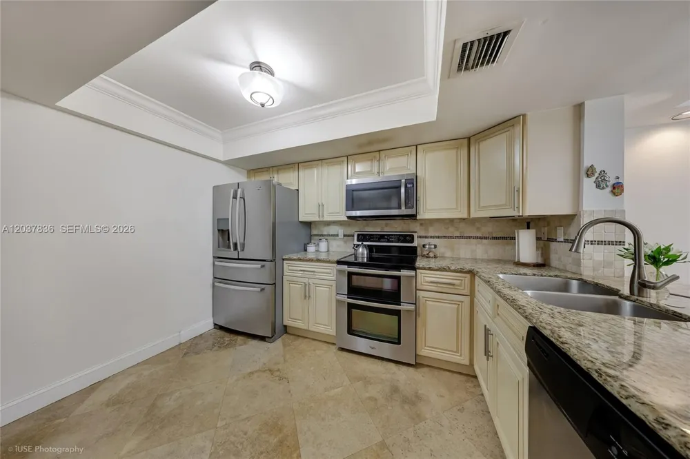 20308 NE 34th Ct #38 Aventura, FL 33180