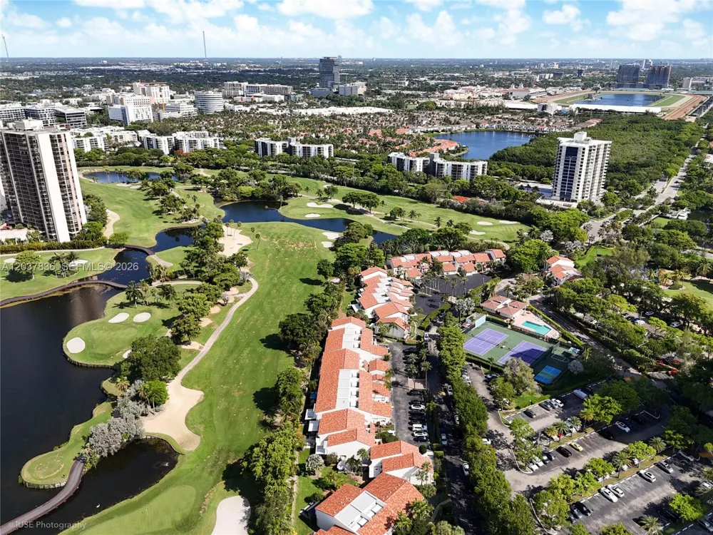 20308 NE 34th Ct #38 Aventura, FL 33180