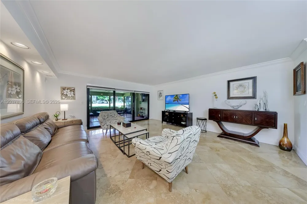 20308 NE 34th Ct #38 Aventura, FL 33180