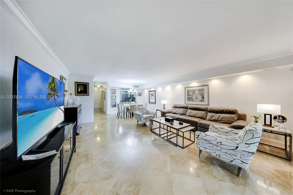20308 NE 34th Ct #38 Aventura, FL 33180