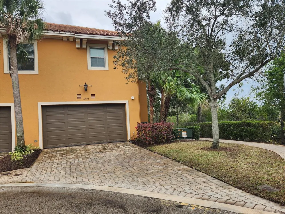 12698 NW 32nd Place Sunrise, FL 33323
