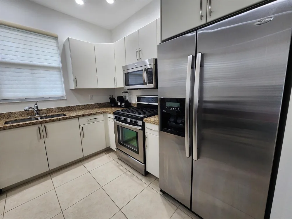 12698 NW 32nd Place Sunrise, FL 33323