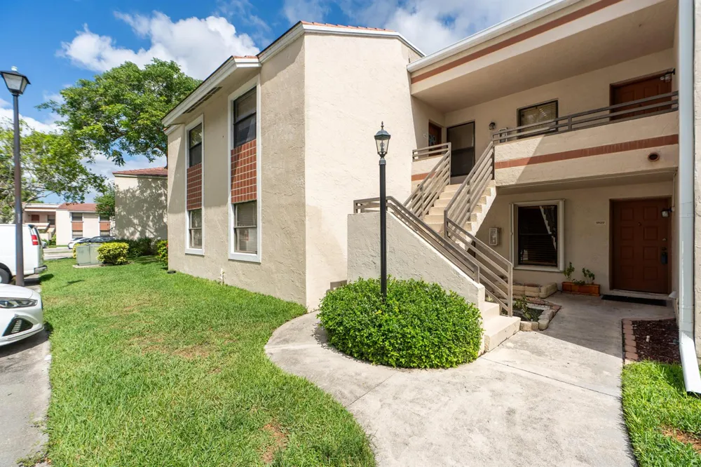 9819 NW 3rd Court #3 Plantation, FL 33324