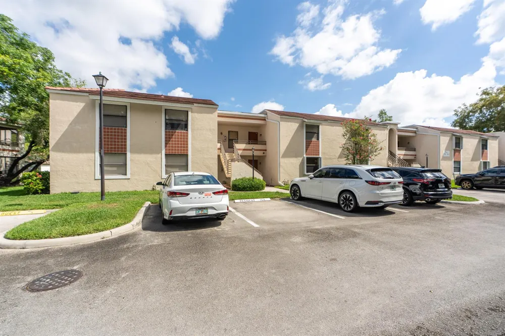 9819 NW 3rd Court #3 Plantation, FL 33324