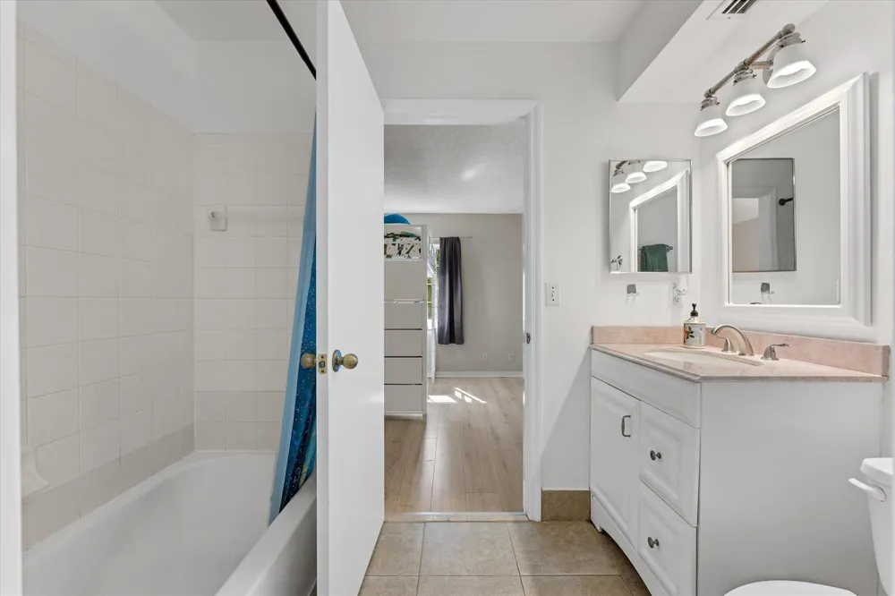 2264 Salerno Circle Weston, FL 33327