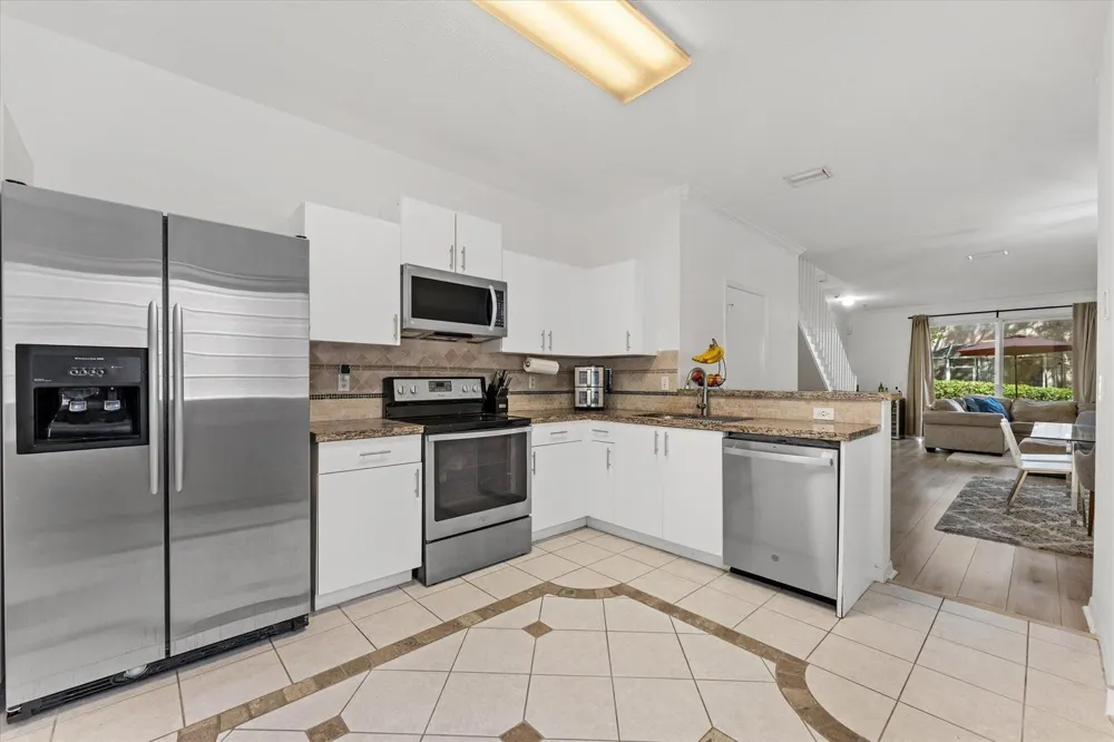 2264 Salerno Circle Weston, FL 33327