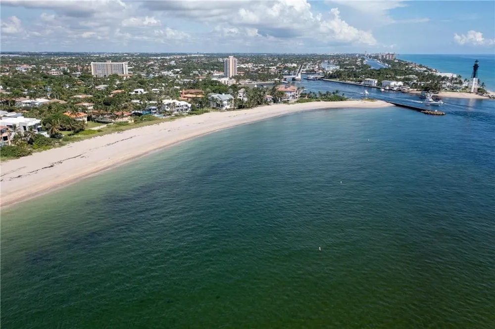 2100 Bay Drive Pompano Beach, FL 33062