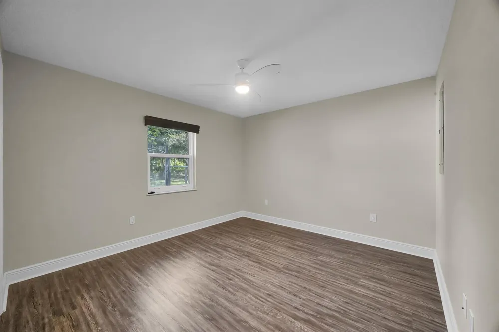 8330 Hidden Pines Road Fort Pierce, FL 34945