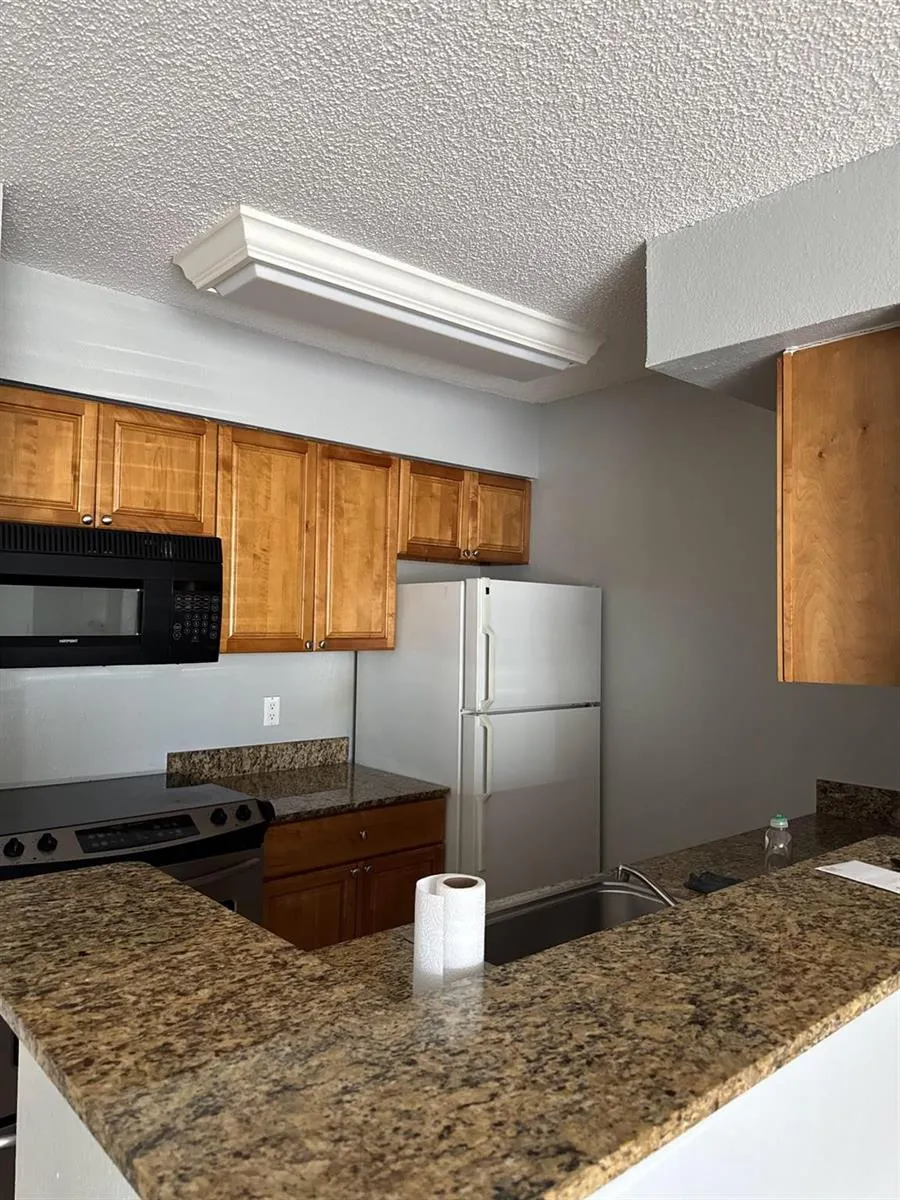 2866 S University Drive #5101 Davie, FL 33328